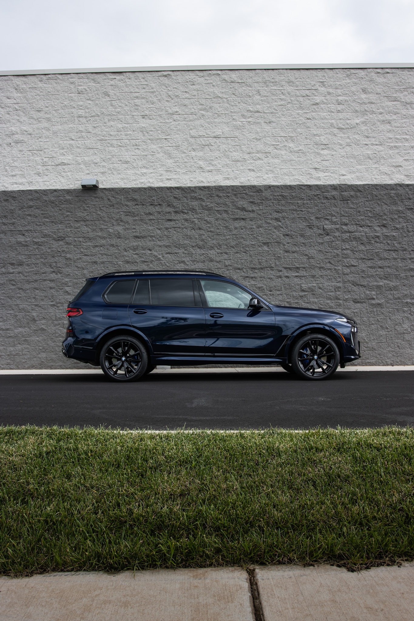 BMW X7 Gloss Clear PPF + Full Ceramic Protection — view 3